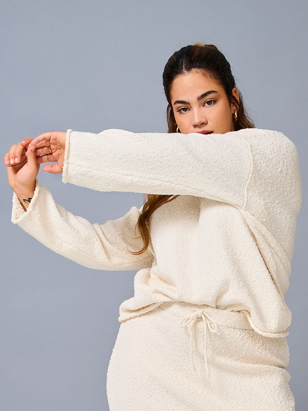 CARALVILDA - Plus Size Tröja fra Only Carmakoma