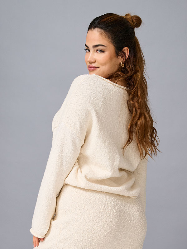 CARALVILDA - Plus Size Tröja fra Only Carmakoma