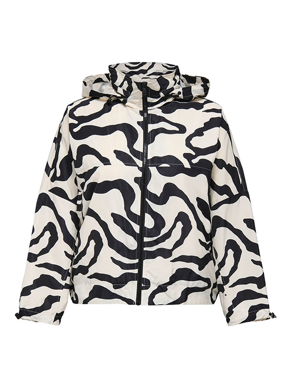 CARBETTY - Plus Size Jacka fra Only Carmakoma