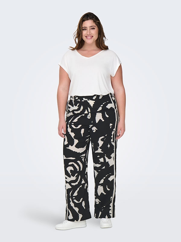 CARNICON - Plus Size Byxor fra Only Carmakoma