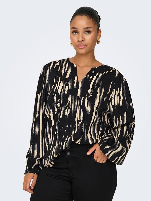 CARMIKAELA - Plus Size Blus fra Only Carmakoma