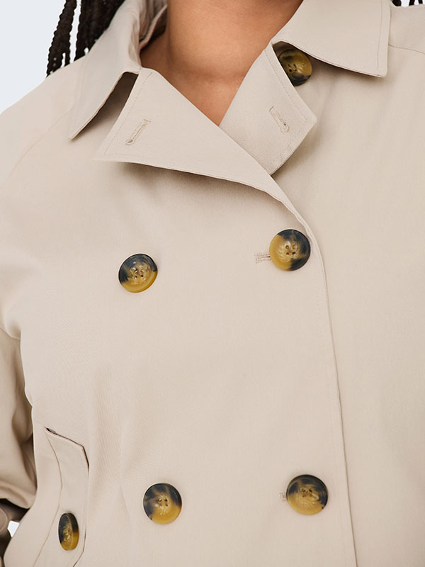 CARAPRIL - Plus Size Jacka fra Only Carmakoma