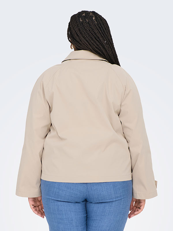CARAPRIL - Plus Size Jacka fra Only Carmakoma