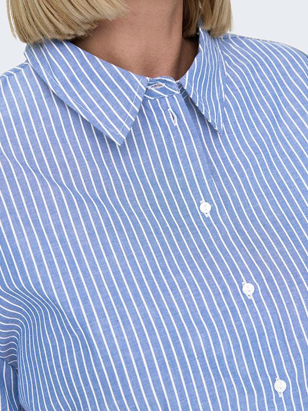 CARARJA - Plus Size Skjorta fra Only Carmakoma