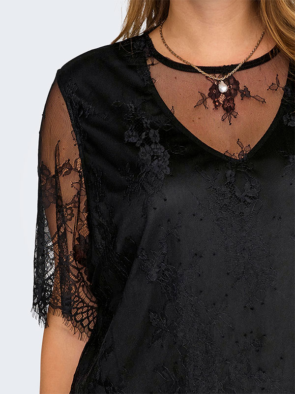 CAREVERLYN - Plus Size Blus fra Only Carmakoma