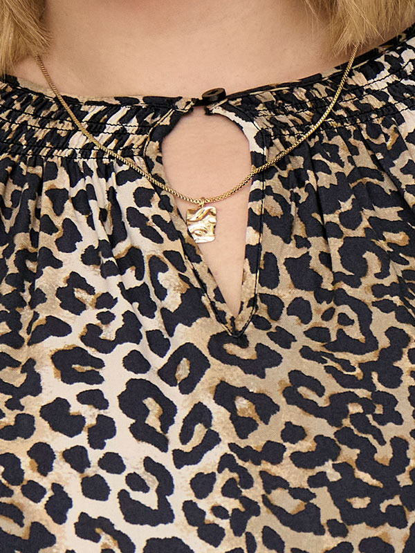 CARNOVA - Plus Size Blus fra Only Carmakoma