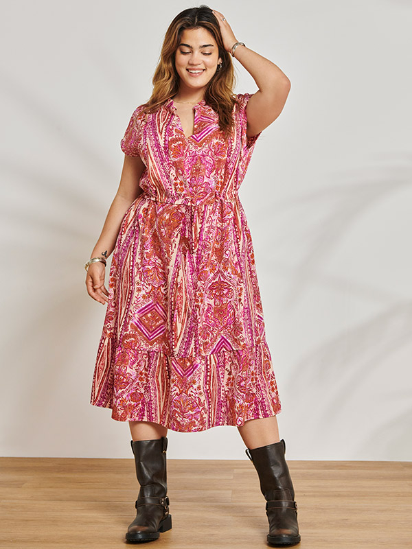 CARNOVA - Plus Size Klänning fra Only Carmakoma