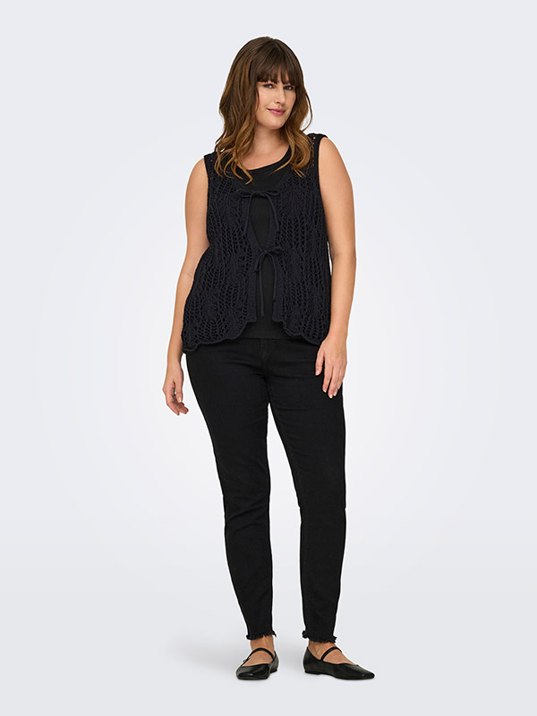 CARLIZZY - Plus Size Väst fra Only Carmakoma