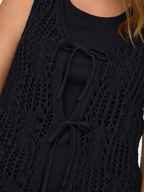 CARLIZZY - Plus Size Väst fra Only Carmakoma