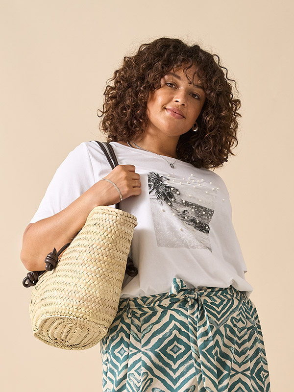 CARCELIA - Plus Size T-shirt fra Only Carmakoma