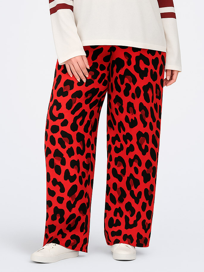 CARHARMONY - Plus Size Byxor fra Only Carmakoma