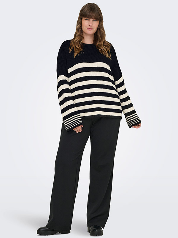CARKATIA - Plus Size Tröja fra Only Carmakoma