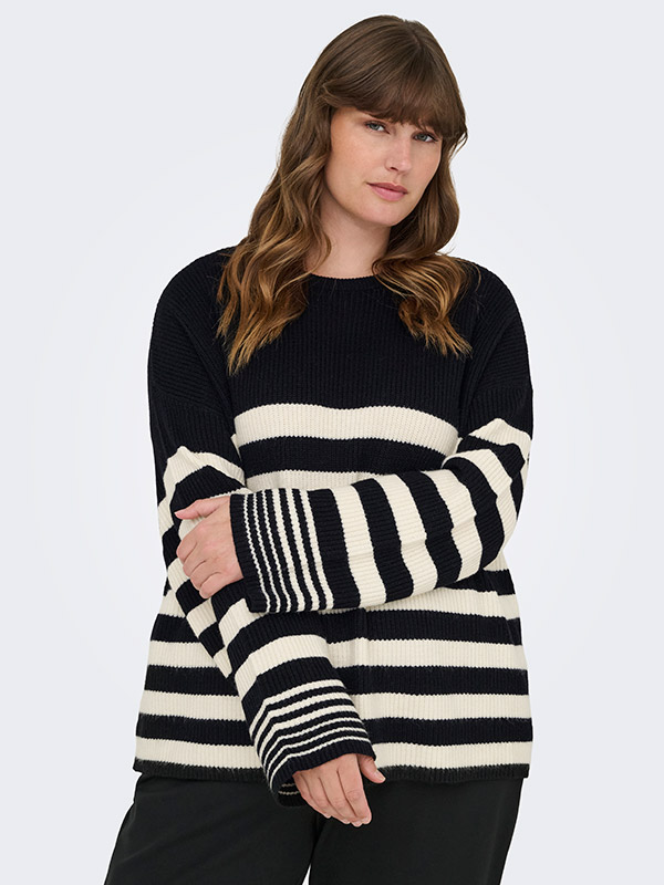 CARKATIA - Plus Size Tröja fra Only Carmakoma