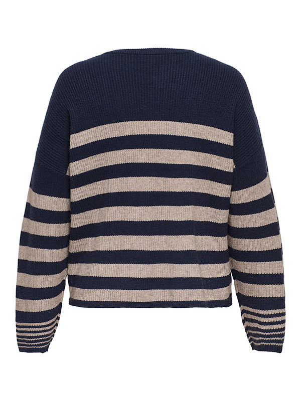 CARKATIA - Plus Size Tröja fra Only Carmakoma