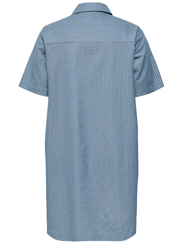 CARLOLAH - Plus Size Klänning fra Only Carmakoma