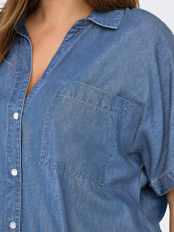 CARPENNA - Plus Size Skjorta fra Only Carmakoma