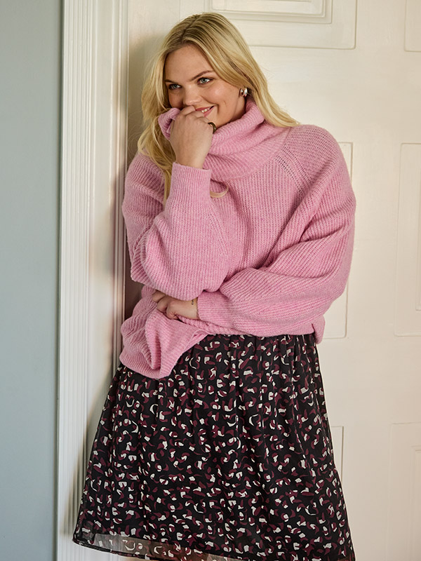 CARWHITNEY - Plus Size Tröja fra Only Carmakoma