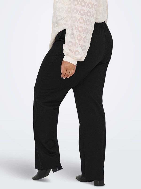 CARGOLDTRASH - Plus Size Byxor fra Only Carmakoma