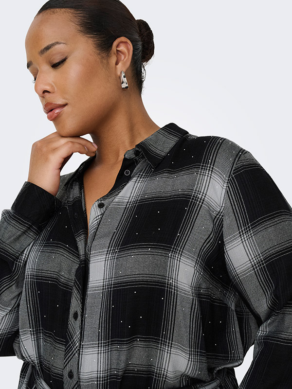 CARRILEY - Plus Size Klänning fra Only Carmakoma