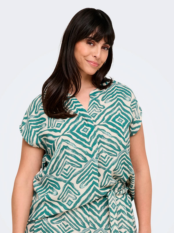 CARSHILLA - Plus Size Blus fra Only Carmakoma