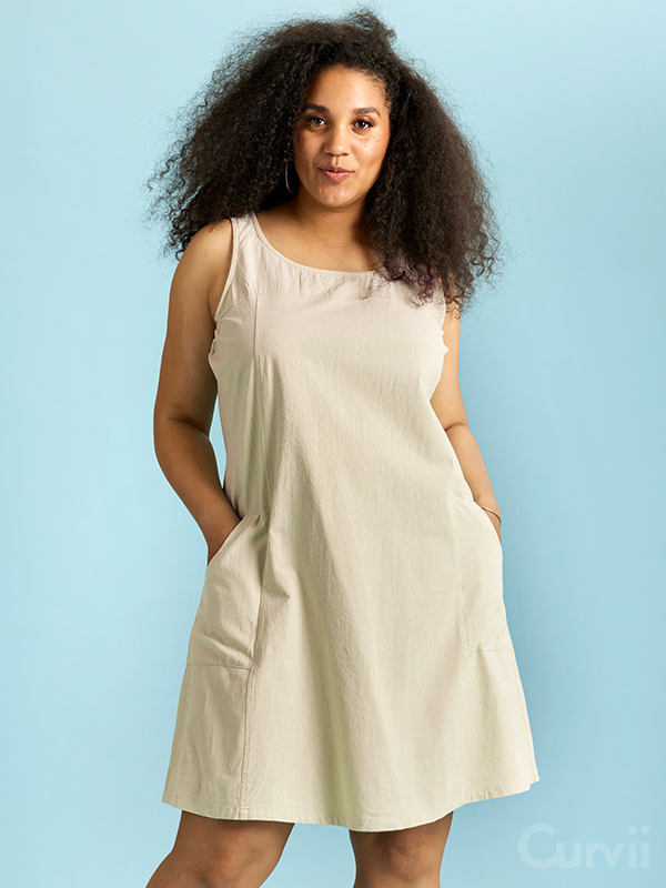 AMIN - Plus Size Klänning fra Zhenzi