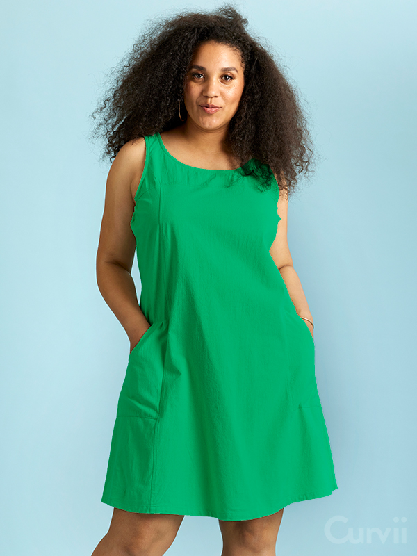 AMIN - Plus Size Klänning fra Zhenzi