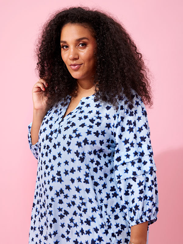 TIANA - Plus Size Klänning fra Zhenzi