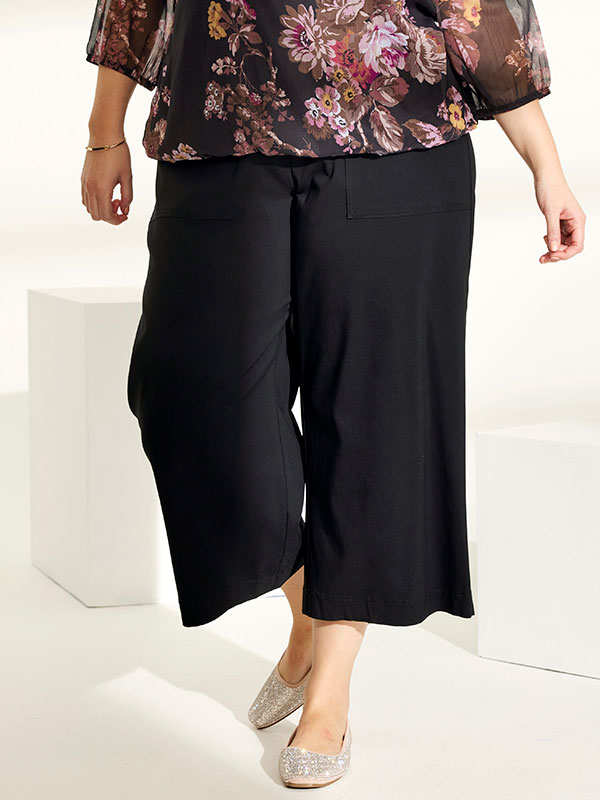 RUPI - Plus Size Byxor fra Zhenzi