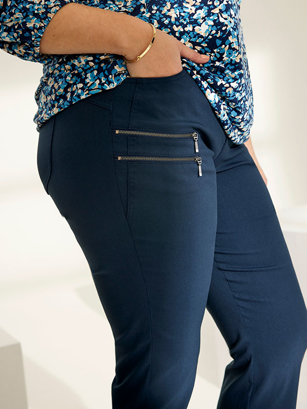 STEP - Plus Size Byxor fra Zhenzi