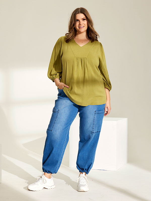 LEONIE - Plus Size Blus fra Zhenzi