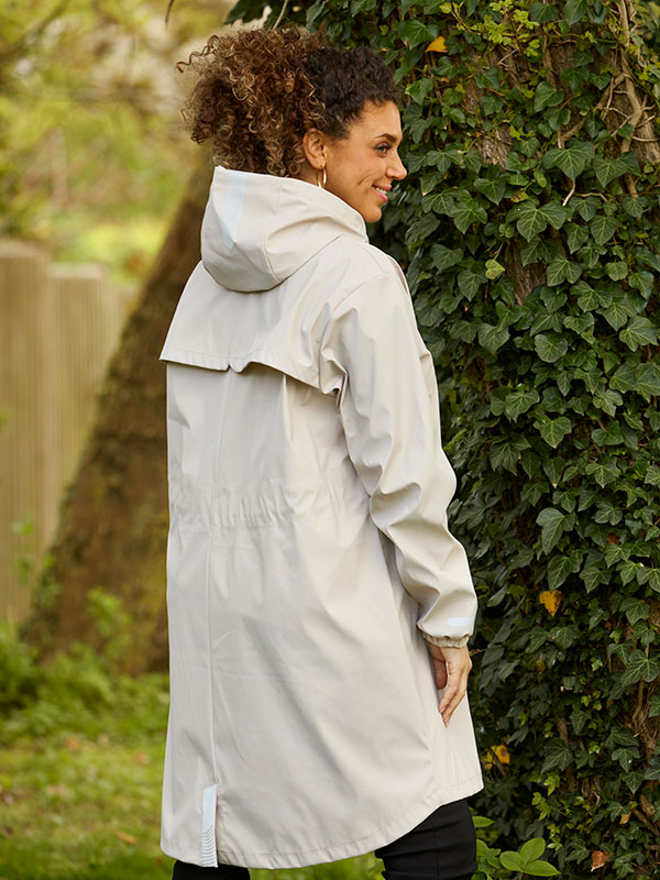 TAEL - Plus Size Regnjacka fra Zhenzi
