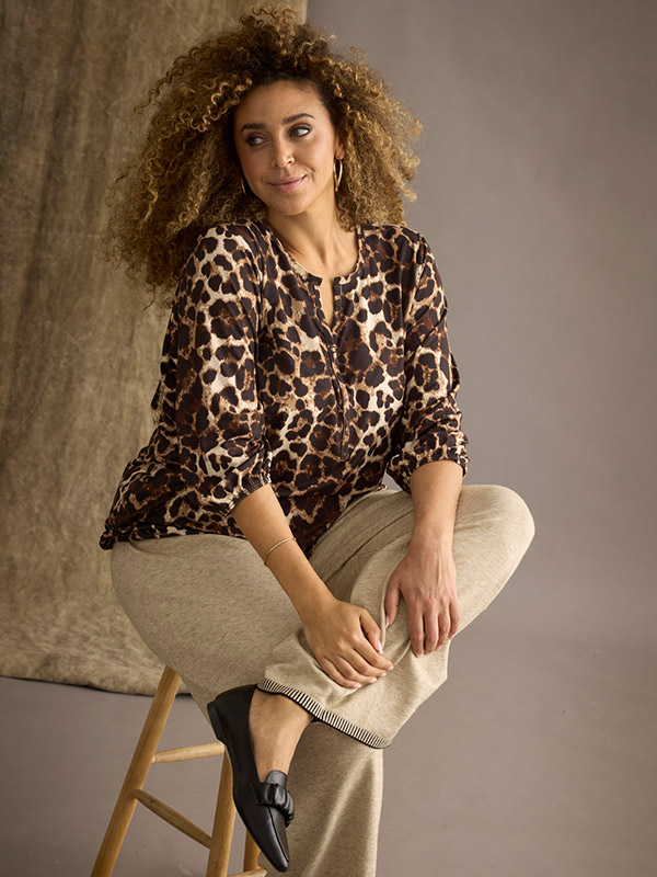 ZH-OLIO - Plus Size Blus fra Zhenzi