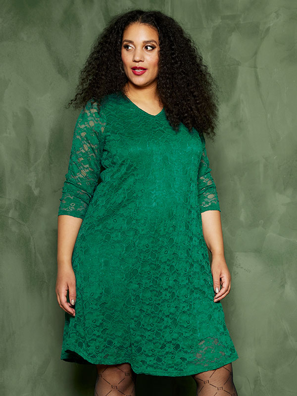Neola - Vacker grön spetsklänning fra Zhenzi