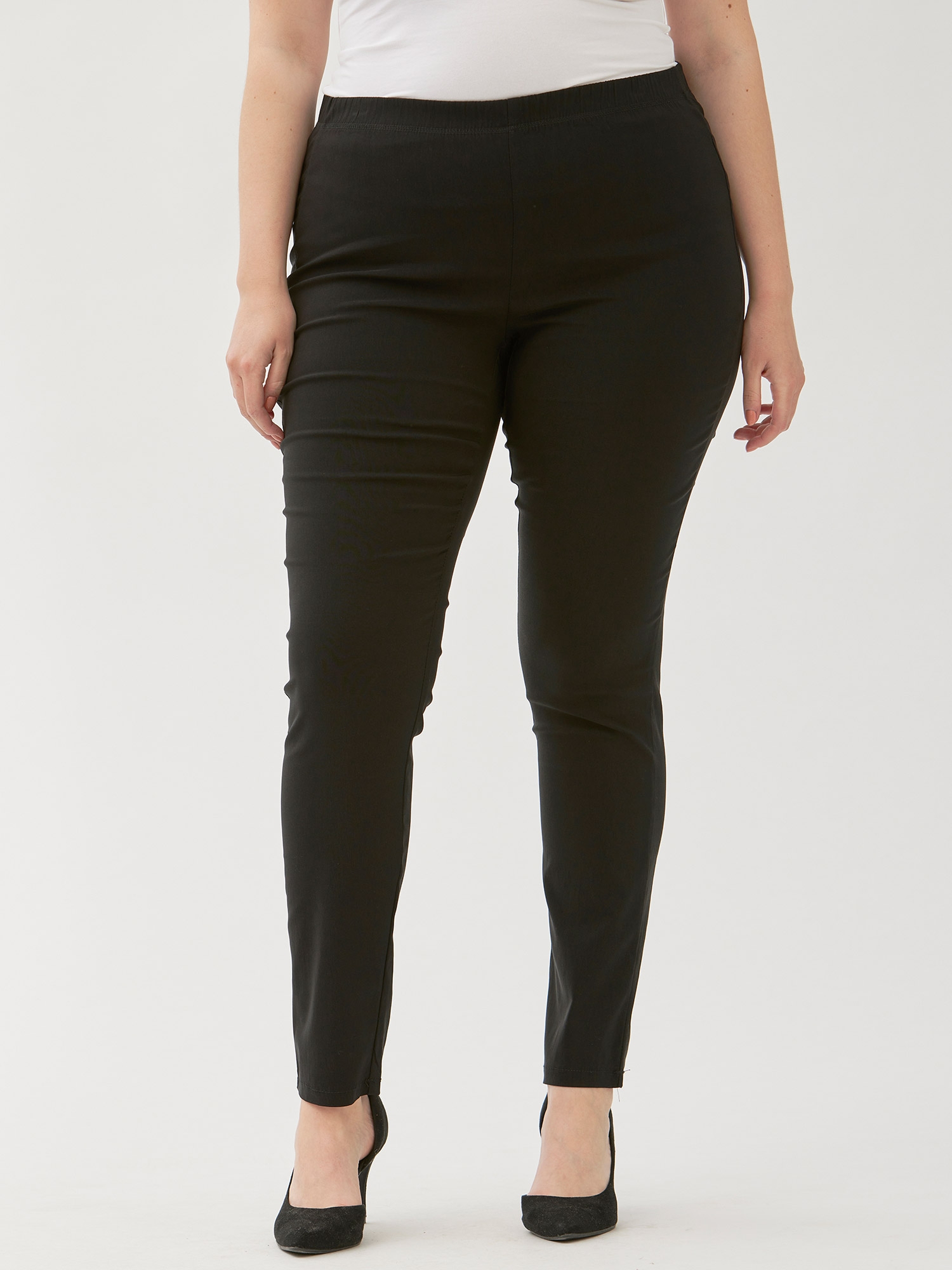 TWIST - Plus Size Byxor fra Zhenzi
