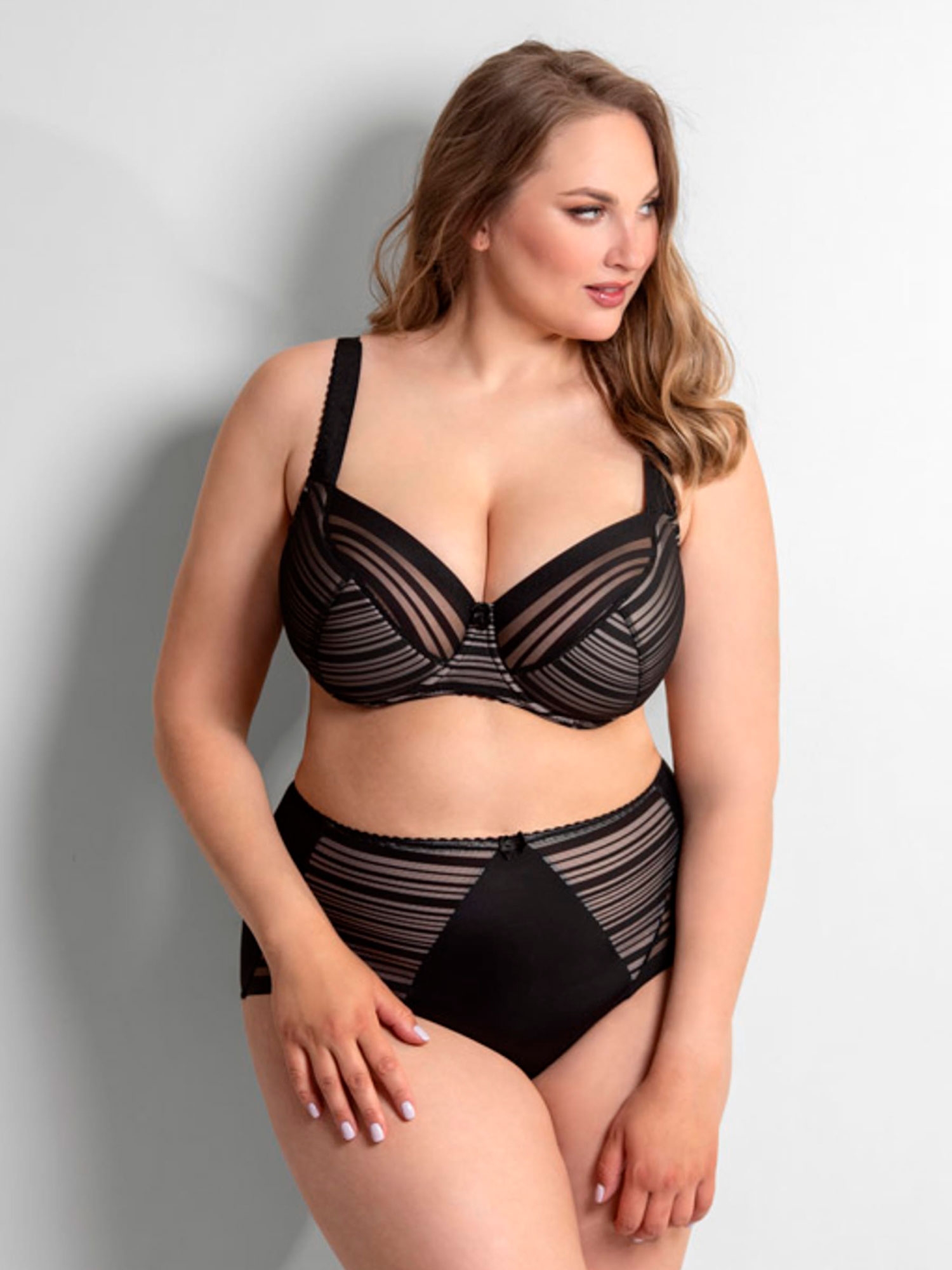 ZOE PUSH UP - Plus Size BH med bygel fra Plaisir