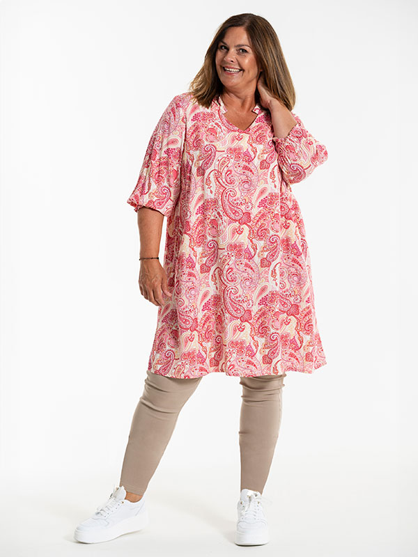 CLARA - Plus Size Byxor fra Gozzip