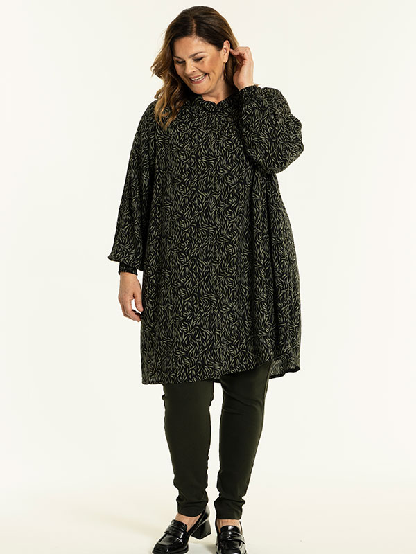 CLARA - Plus Size Byxor fra Gozzip
