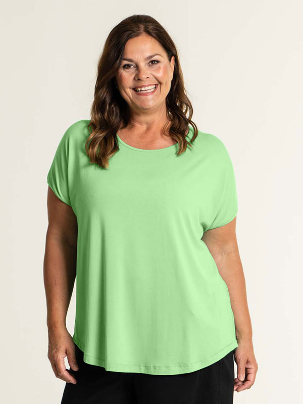 GITTE - Plus Size T-shirt fra Gozzip