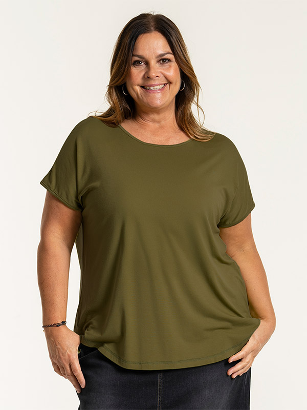 GITTE - Plus Size T-shirt fra Gozzip