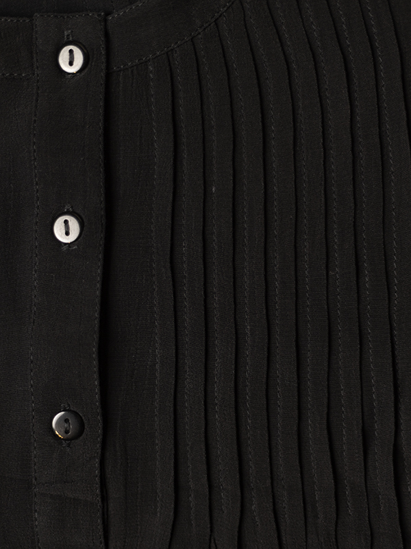 JOHANNE - Viskosskjorttunika i svart med fickor fra Gozzip