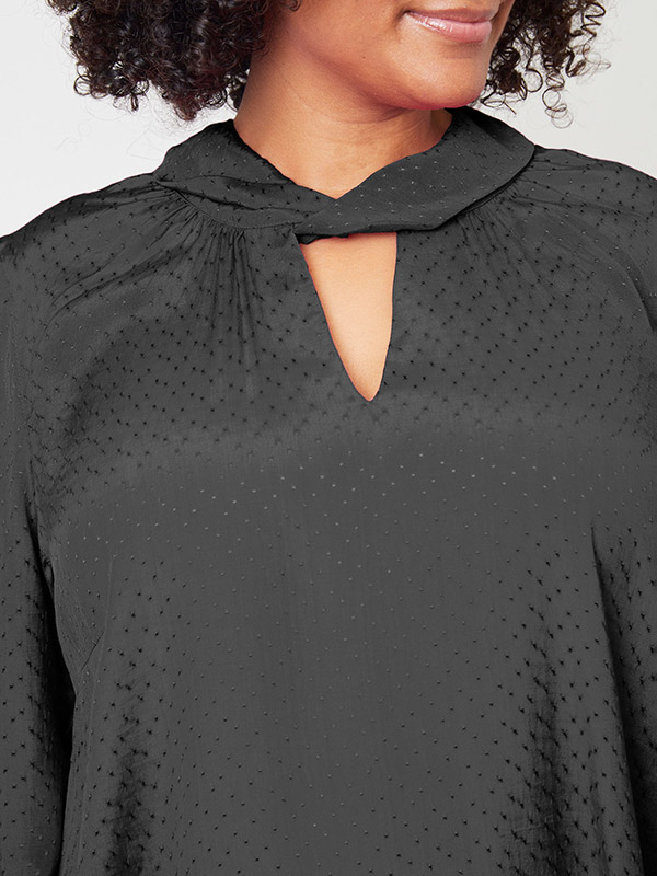 Blus fra Adia