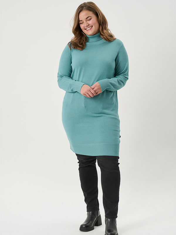 ADAZAR - Plus Size Klänning fra Adia