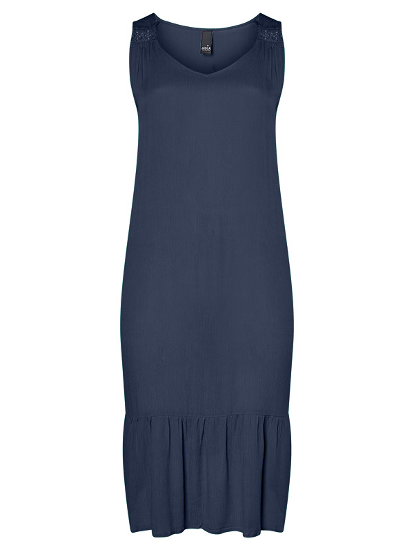 ADCORDELIA - Plus Size Klänning fra Adia