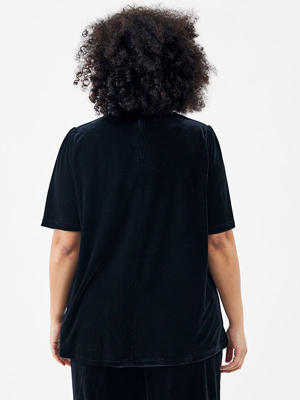 Blus fra Adia