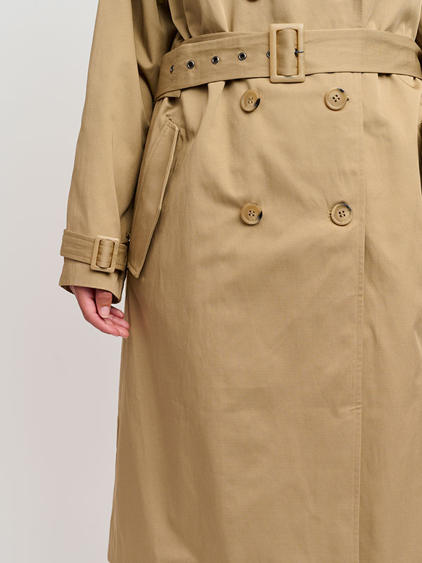 EIKIA - Plus Size Jacka fra Adia