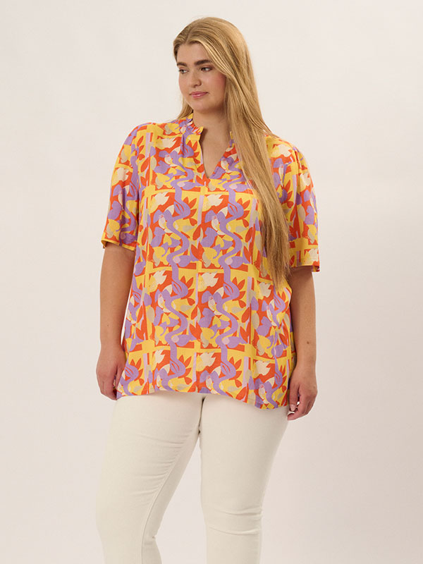 Blus fra Adia