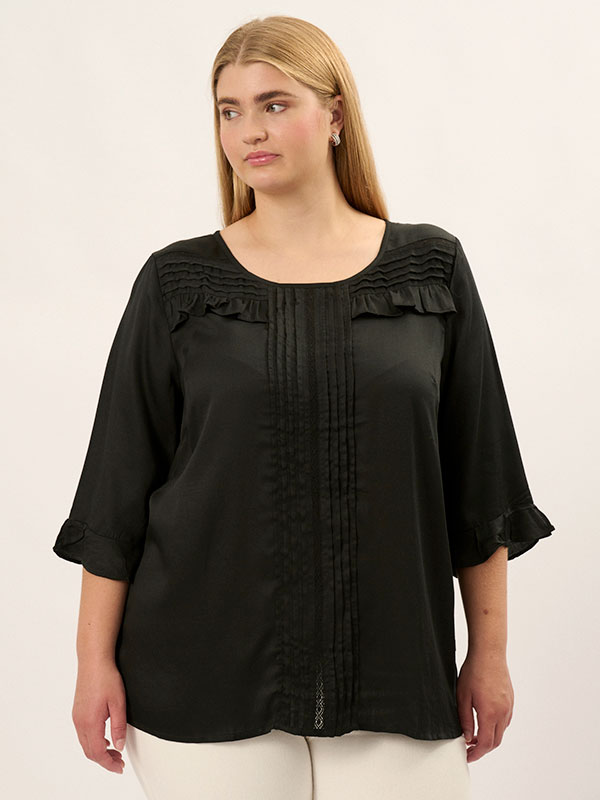 Blus fra Adia
