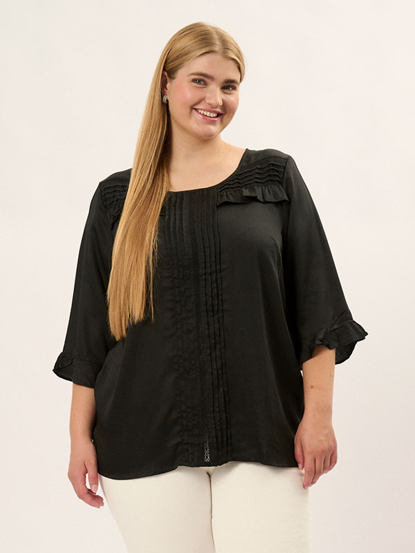 Blus fra Adia