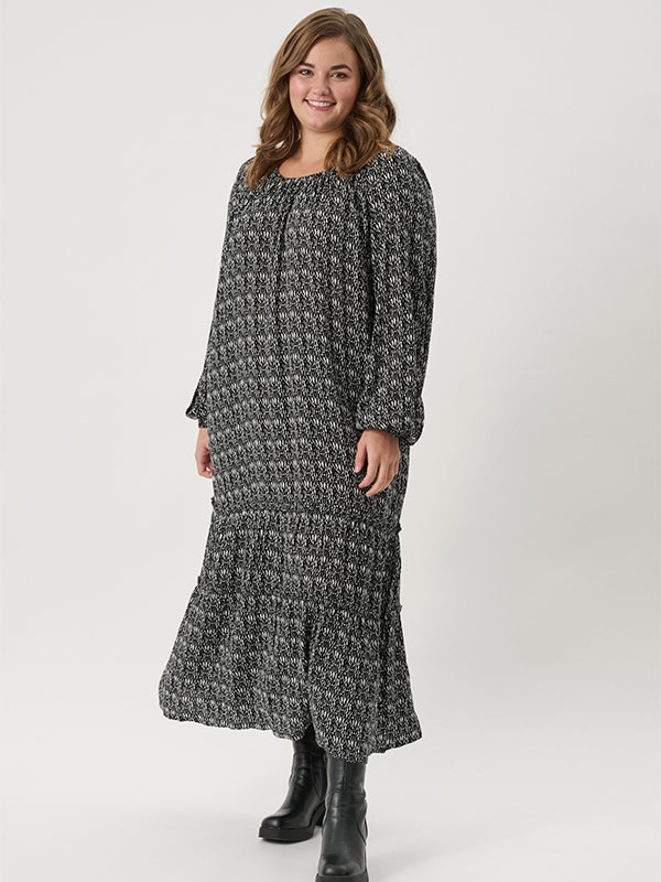 ADRECIL - Plus Size Klänning fra Adia