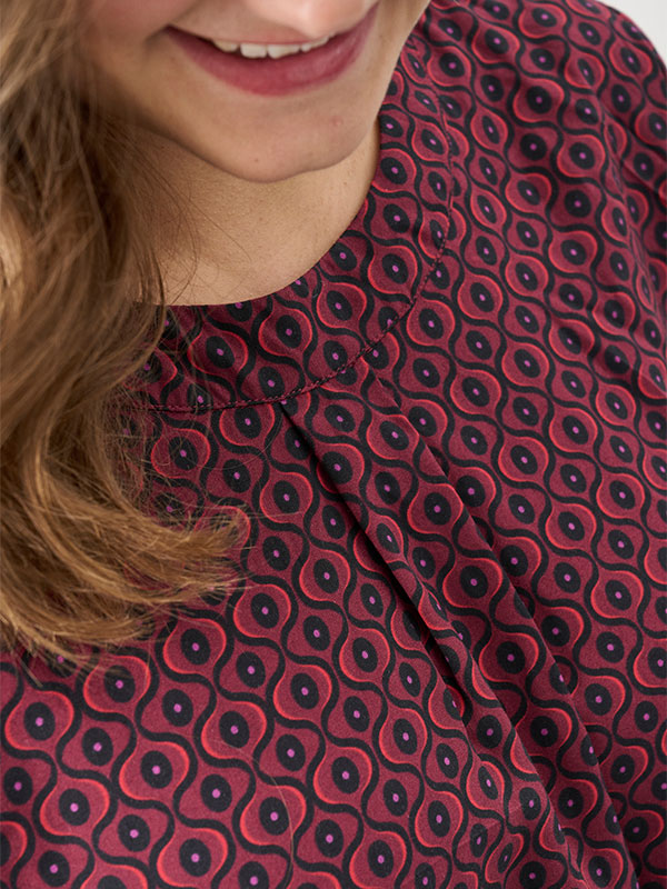 ADROBERTA - Plus Size Klänning fra Adia